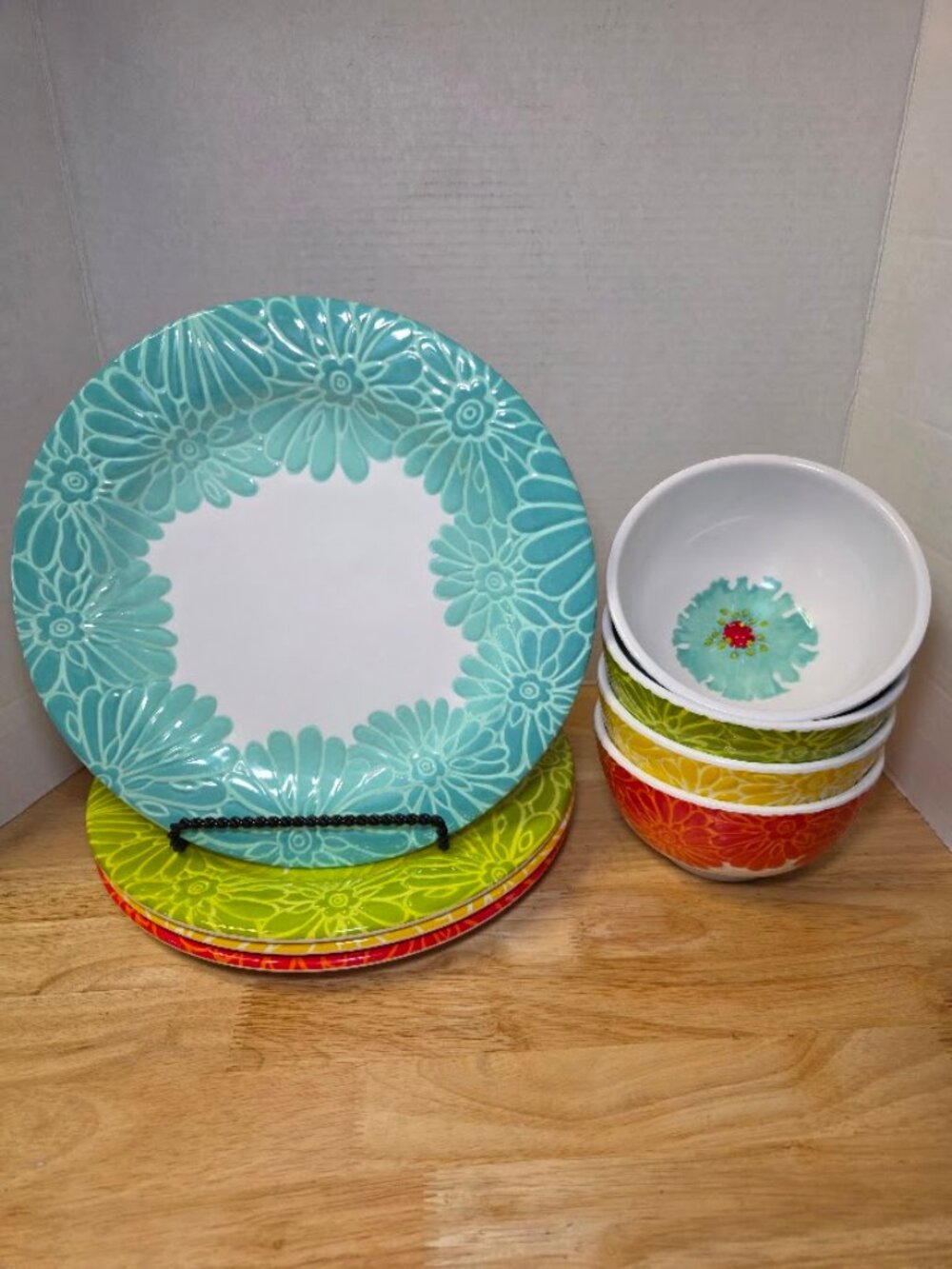 Laurie Gates Melamine Floral Plates/Bowls Set of (4) each